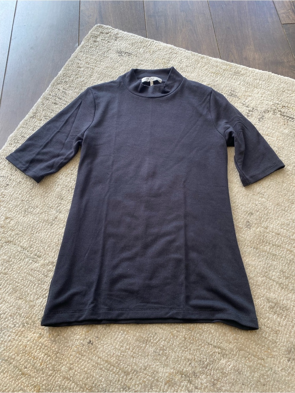 rag & bone Women's Black Short-Sleeve Mock Neck Tee small